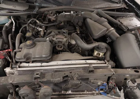 2010 Lincoln Town Car Executive L from USA, damaged, VIN 2LNBL8EV7AX610379